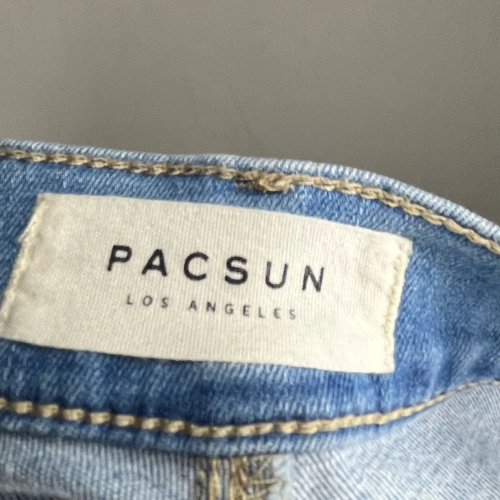 Pacsun Light Perfect Fit Jeggings Women's Distressed Blue Jeans Sz 30 Short - Picture 4 of 5